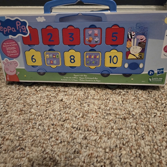 Peppa Pig's 1-2-3 Bus - Picture 1 of 3